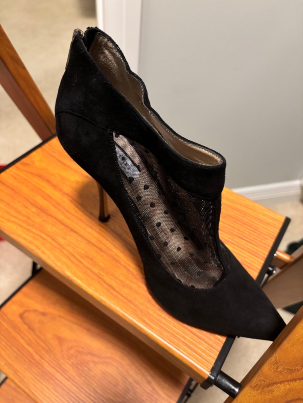 Shoes - Picture 5 of 7